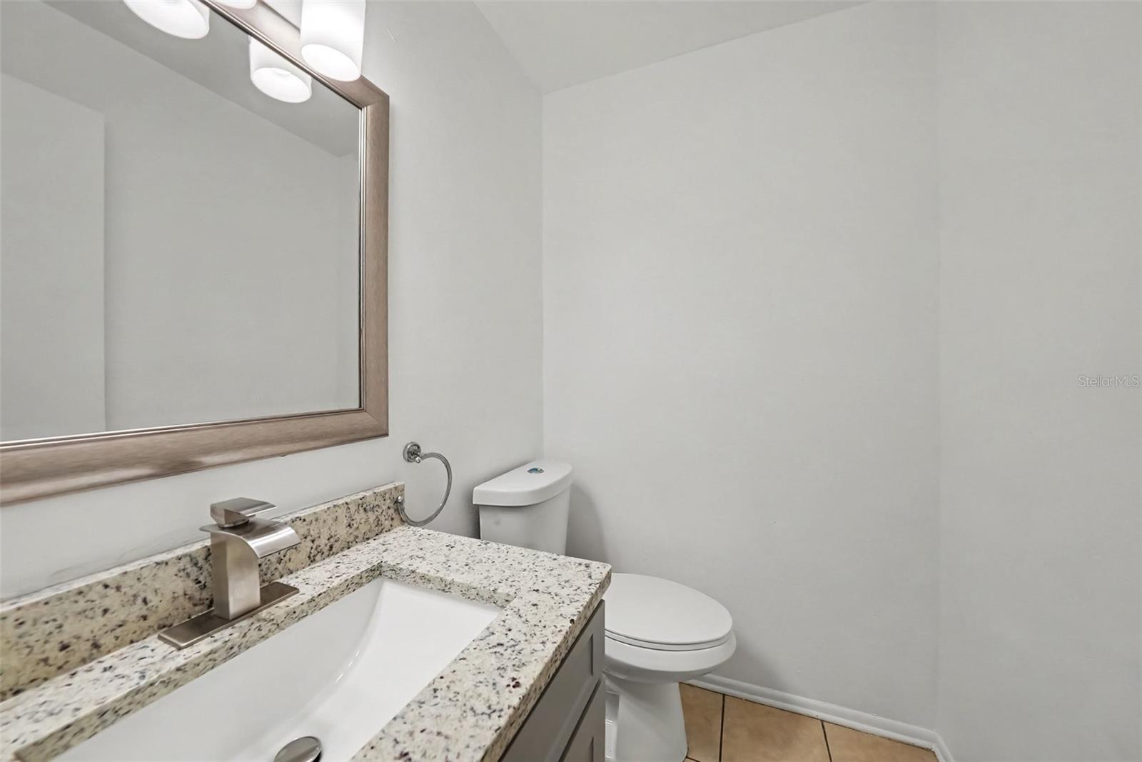 12409 Titus Ct Property Photo 9
