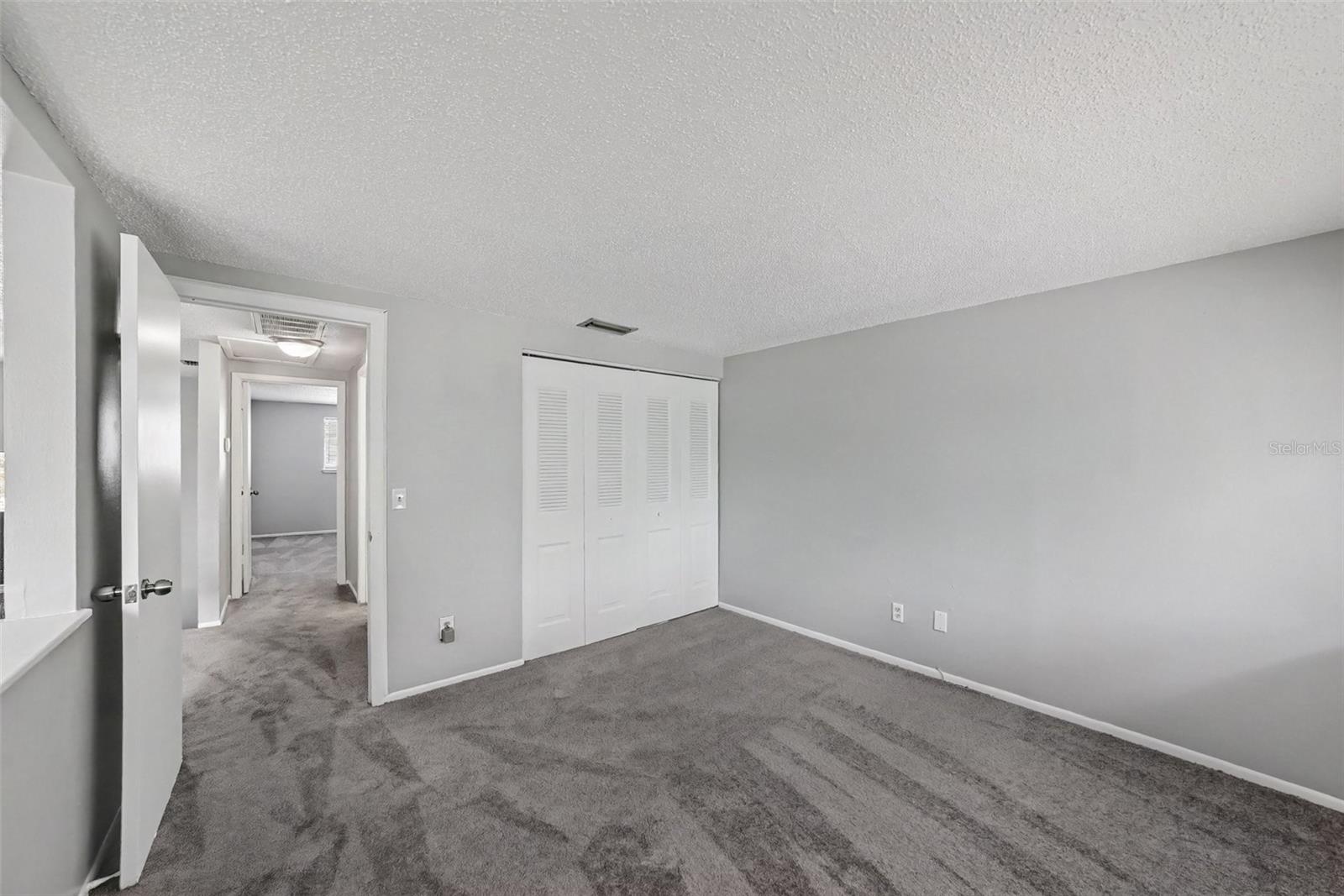 12409 Titus Ct Property Photo 14
