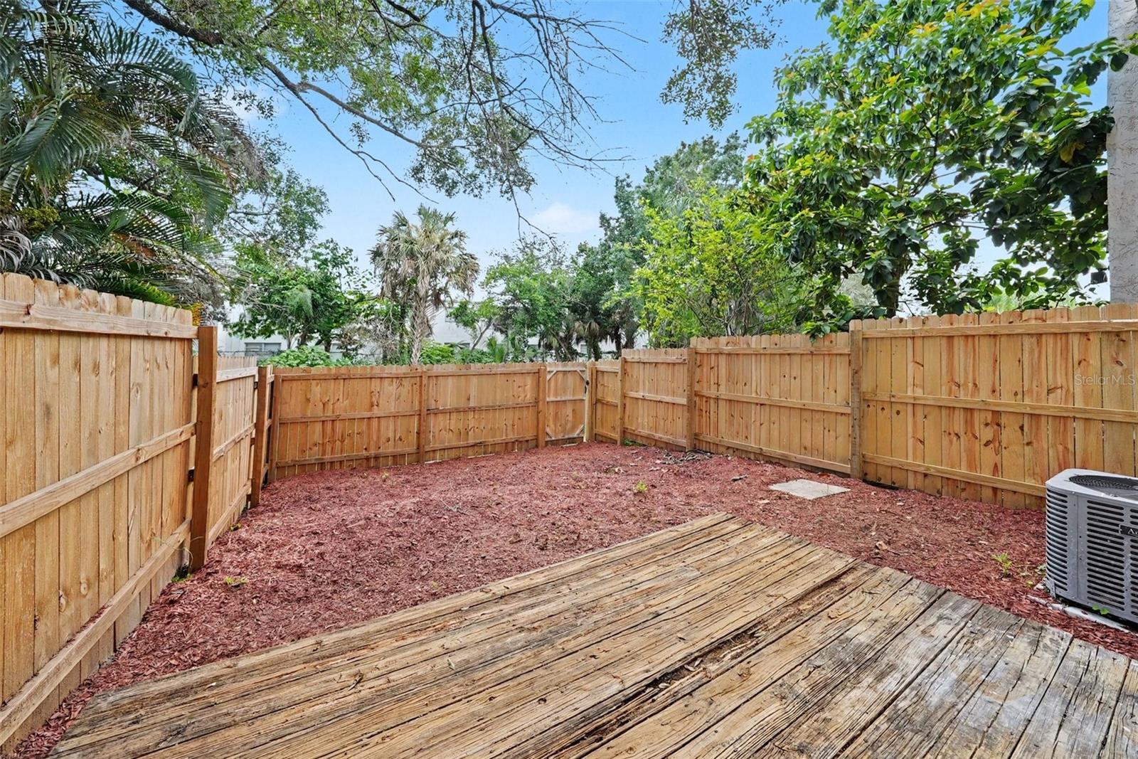 12409 Titus Ct Property Photo 23