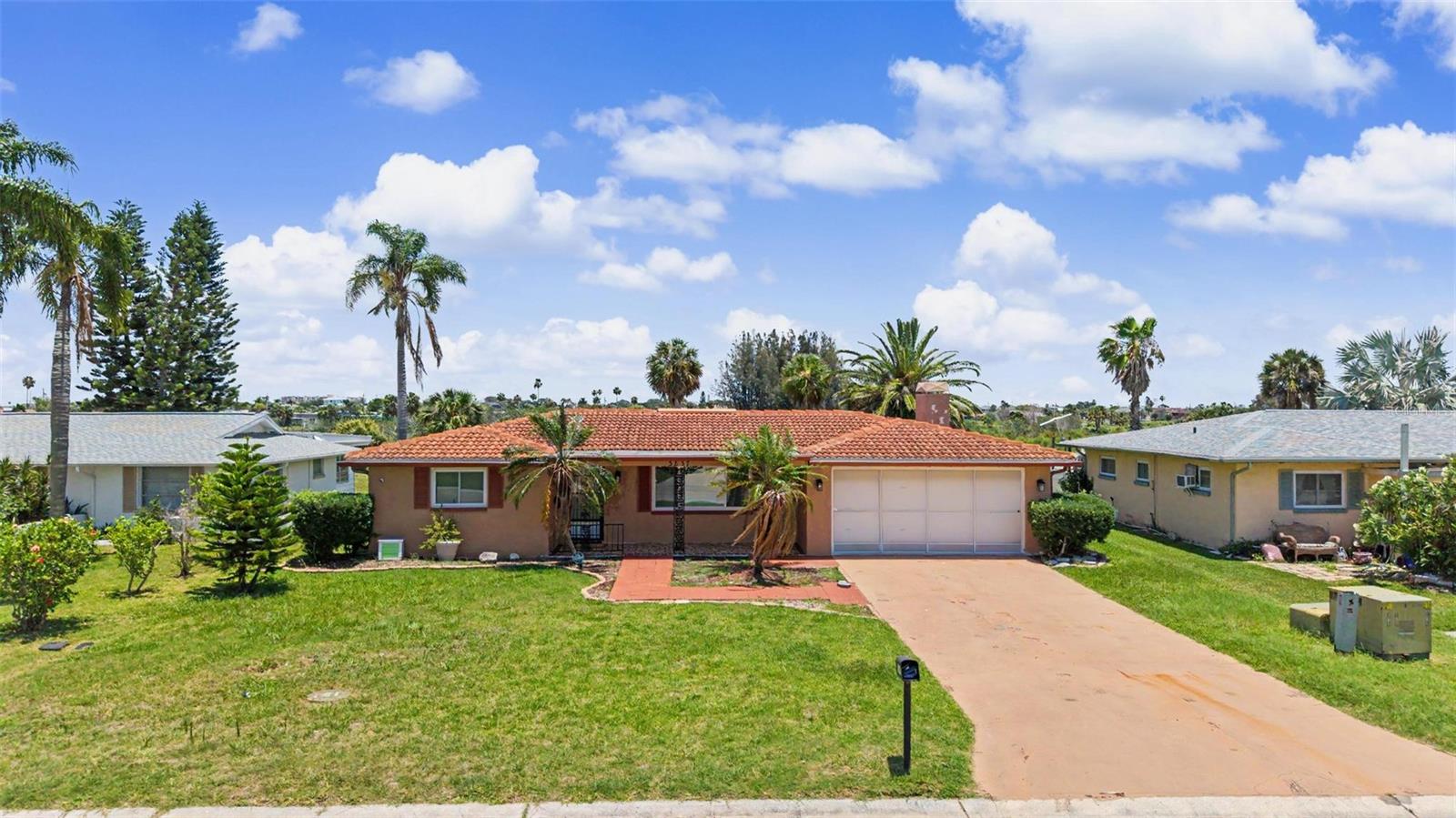 3837 TOPSAIL TRL Property Photo 1