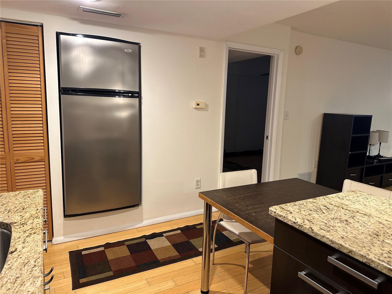 701 S Madison Ave #410 Property Photo 5