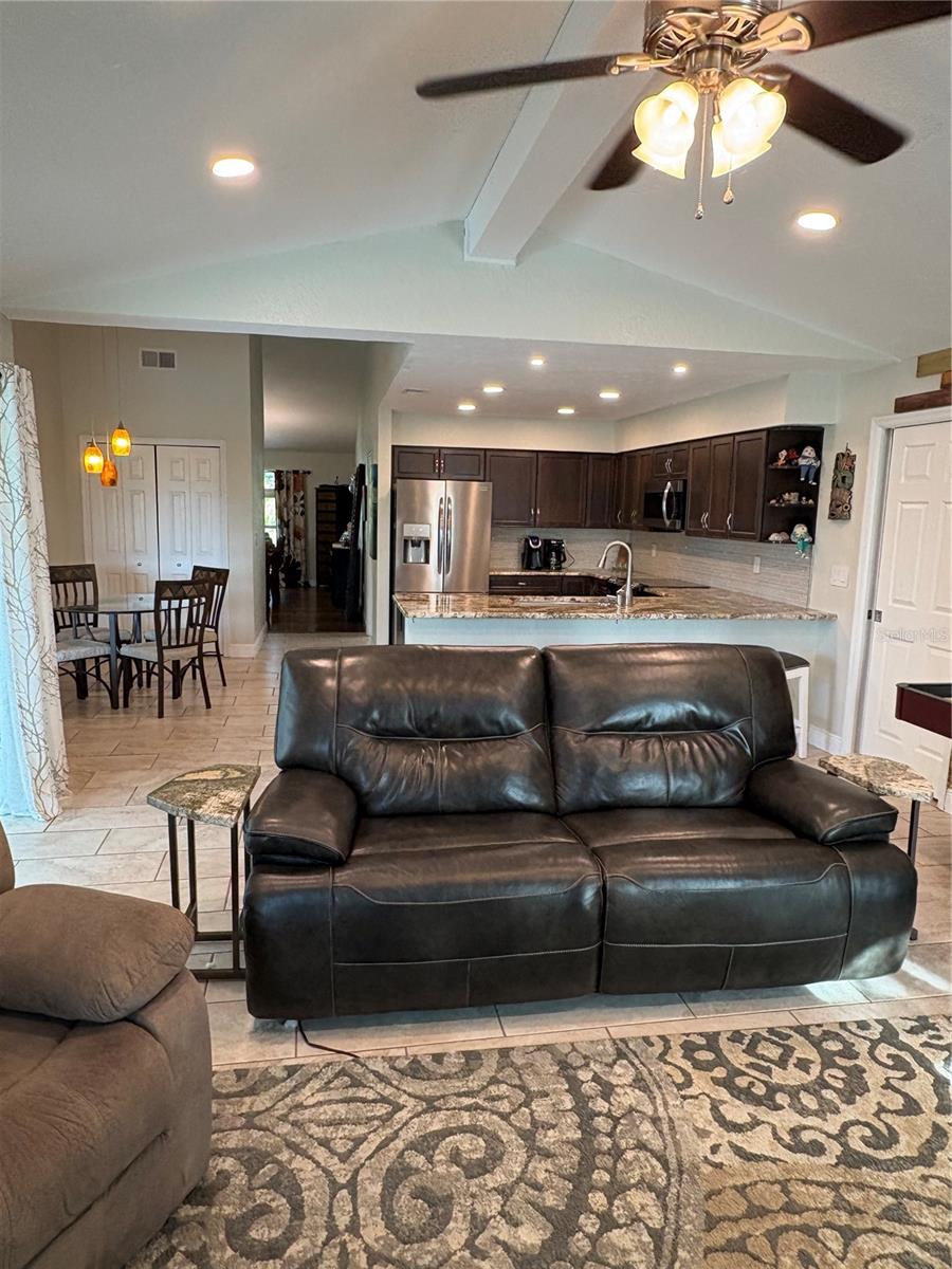 5092 Kilty Ct E Property Photo 11