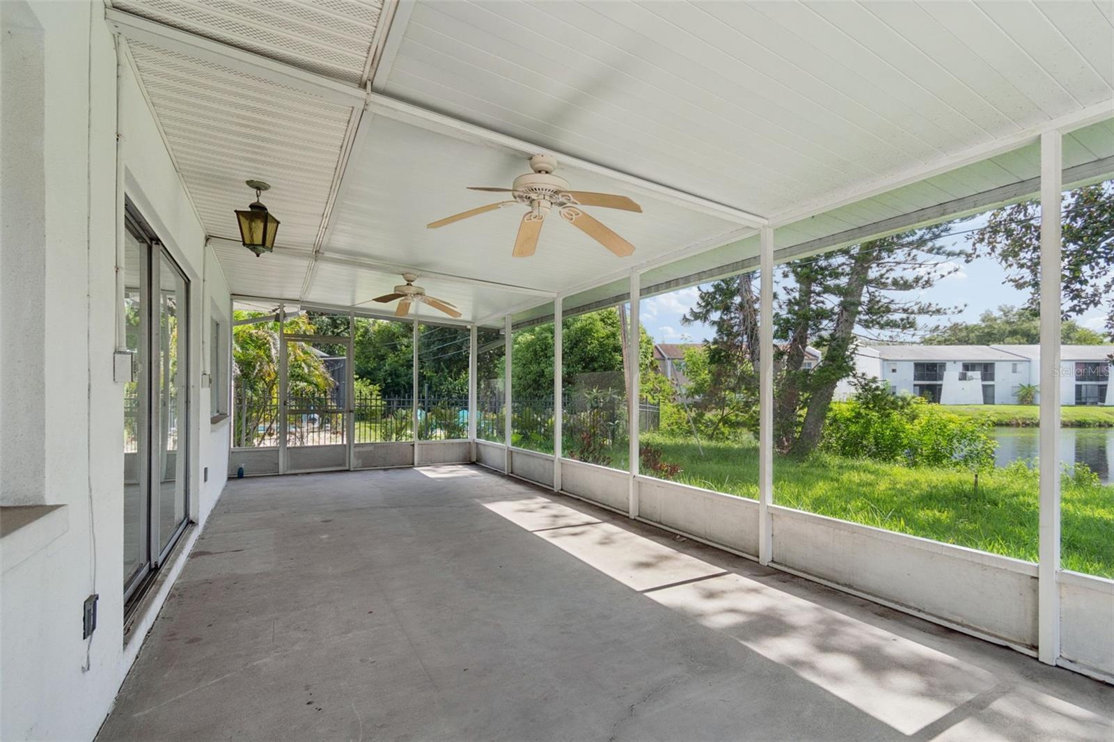 11435 Oval Dr E Property Photo 34