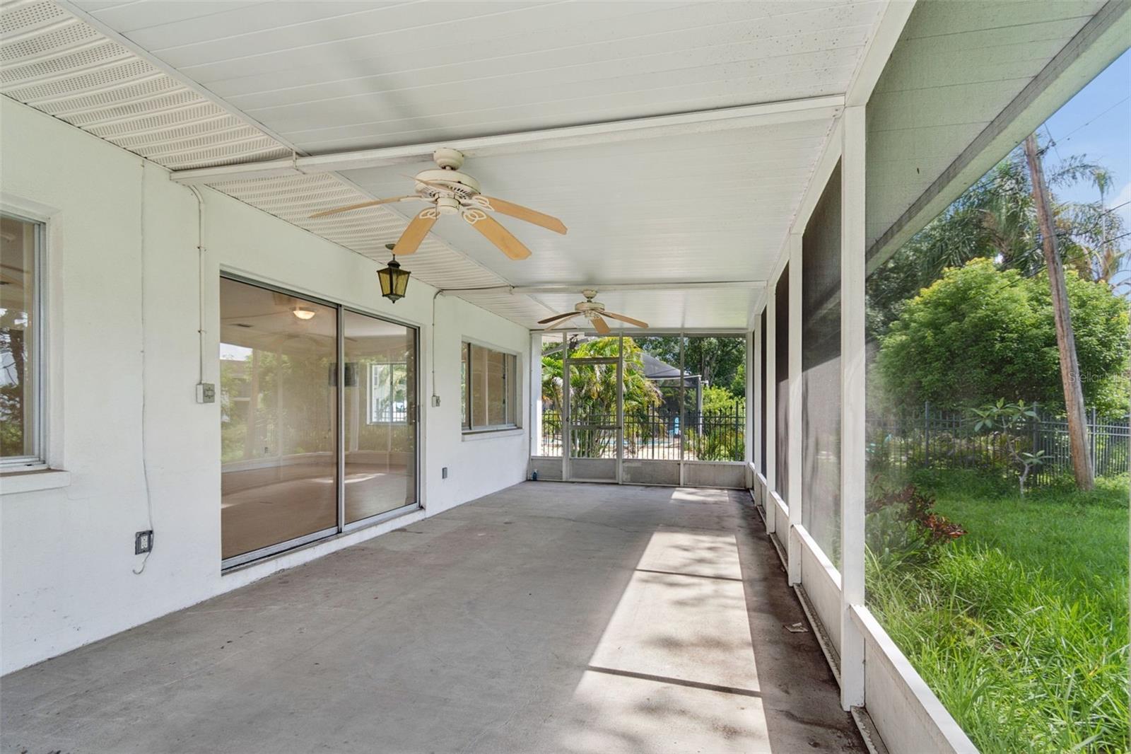 11435 Oval Dr E Property Photo 35