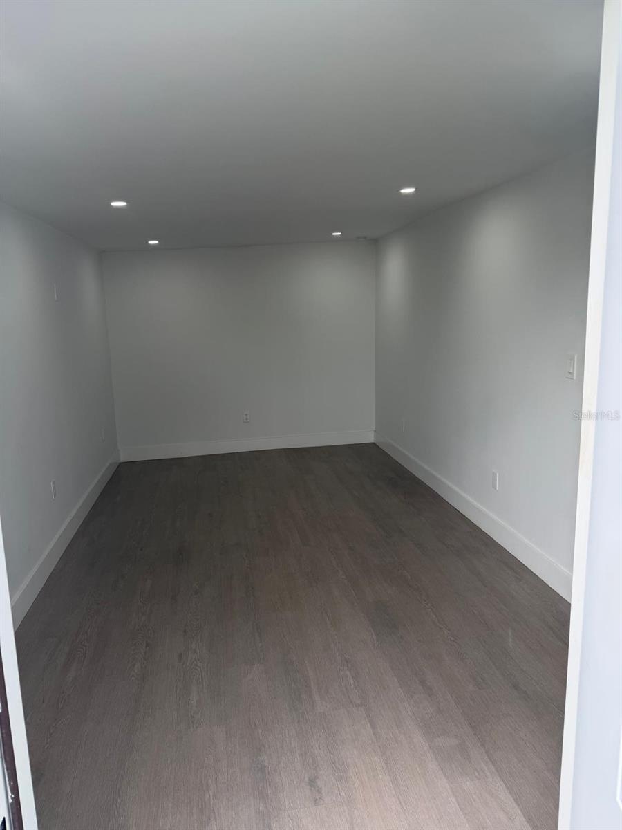 2288 Harbor Blvd Property Photo 15