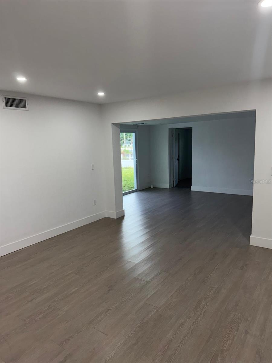 2288 Harbor Blvd Property Photo 17