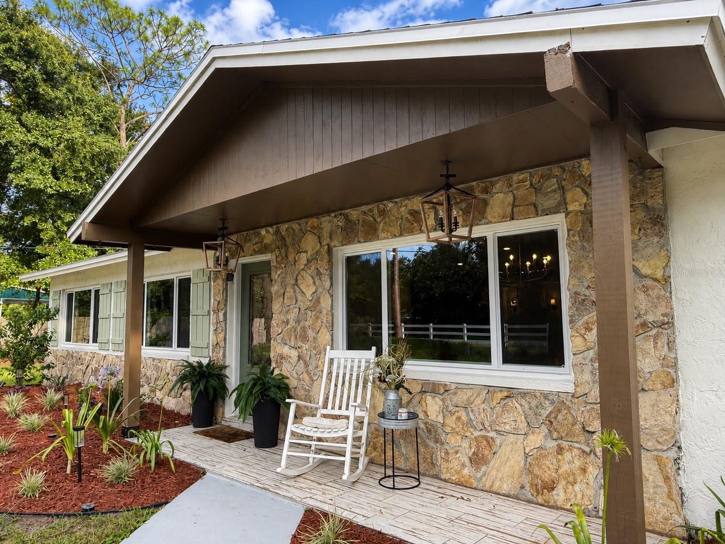 17238 Bridlepath Ct Property Photo 6