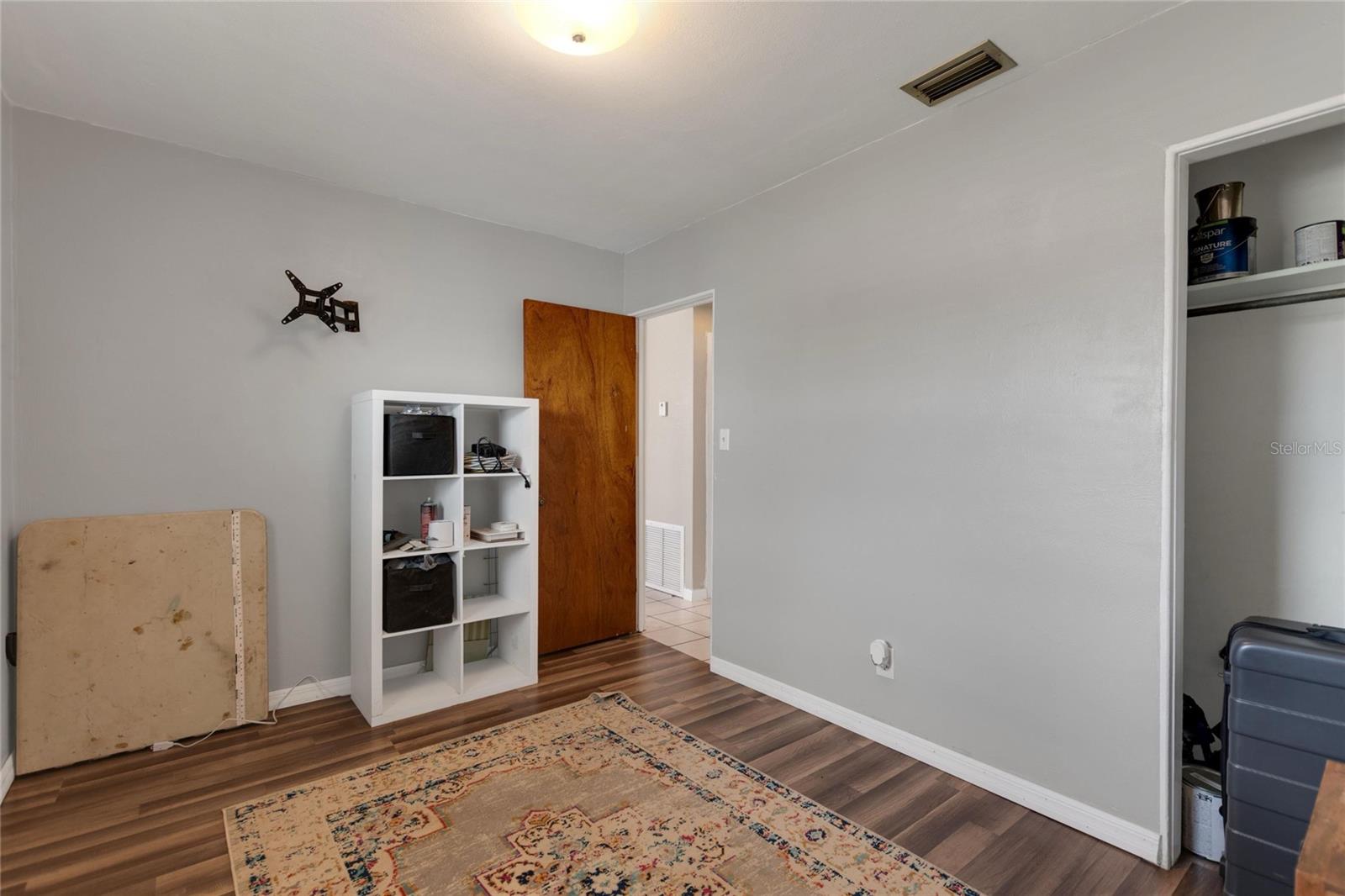 217 Rose St Property Photo 9