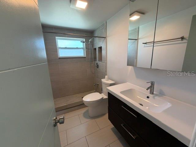 7904 Woodvine Cir Property Photo 17