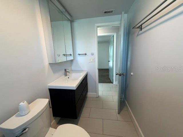 7904 Woodvine Cir Property Photo 18