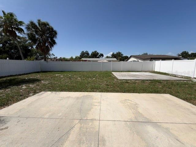 7904 Woodvine Cir Property Photo 21