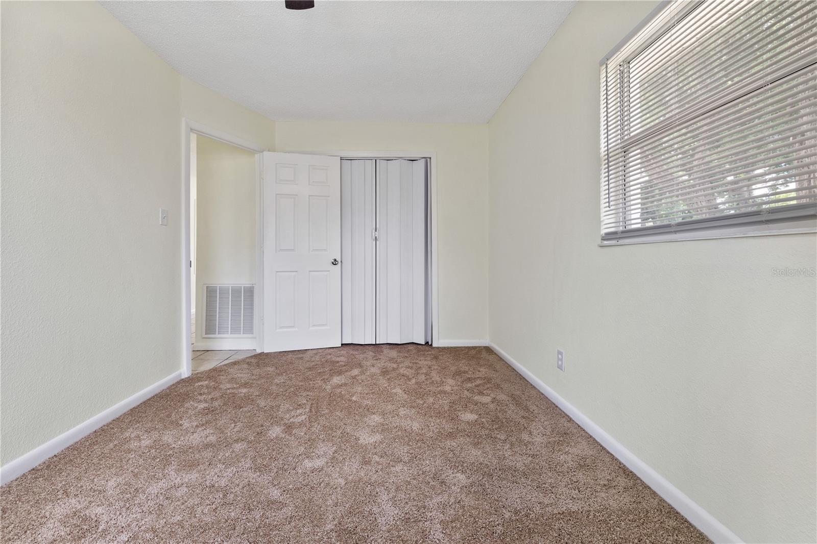 5225 Peach Ave Property Photo 12
