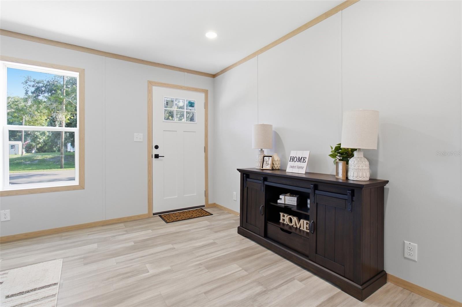 18104 Nicholas Ave Property Photo 4