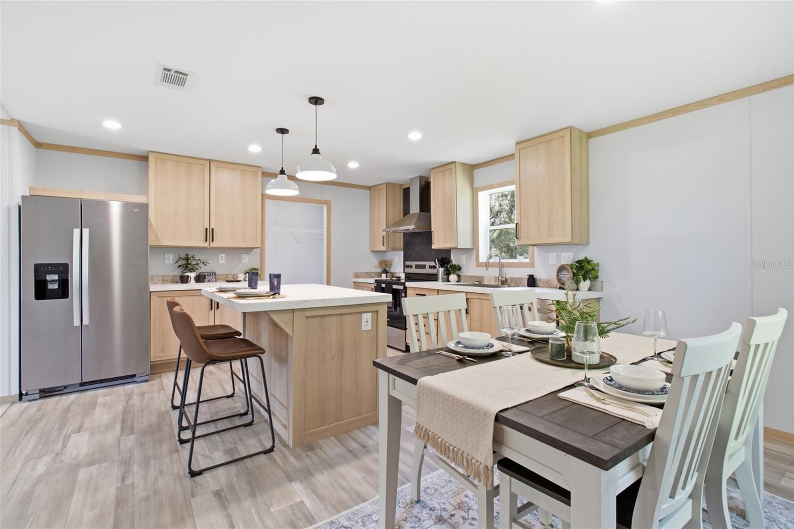 18104 Nicholas Ave Property Photo 7