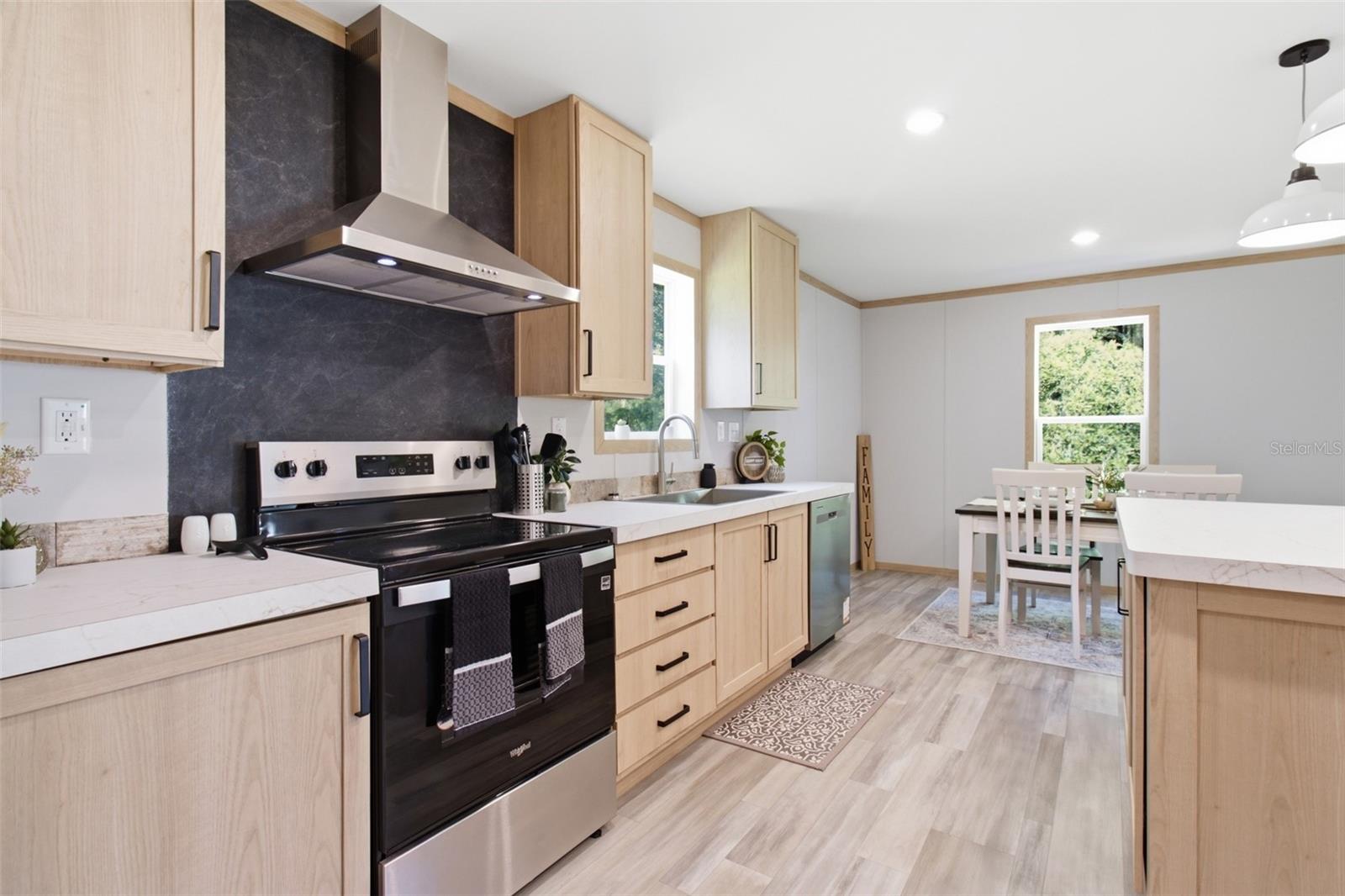 18104 Nicholas Ave Property Photo 10