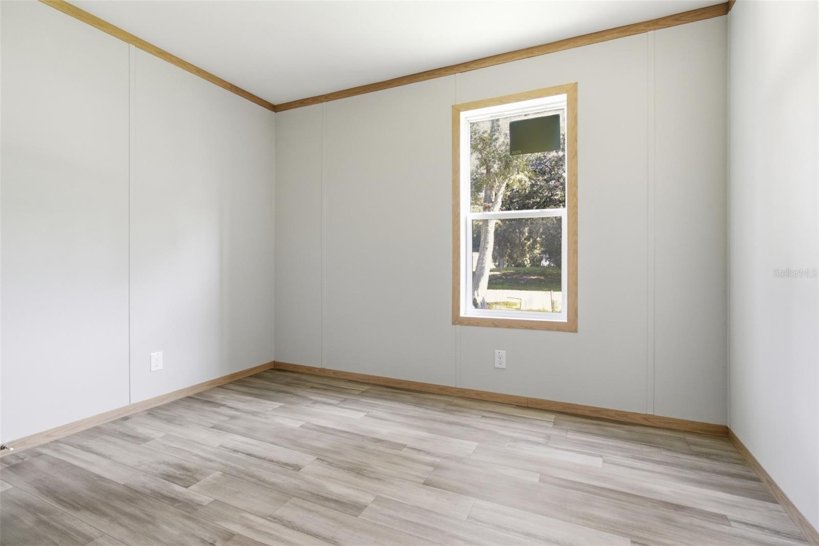 18104 Nicholas Ave Property Photo 12