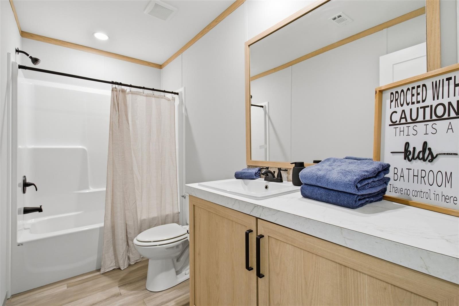 18104 Nicholas Ave Property Photo 13