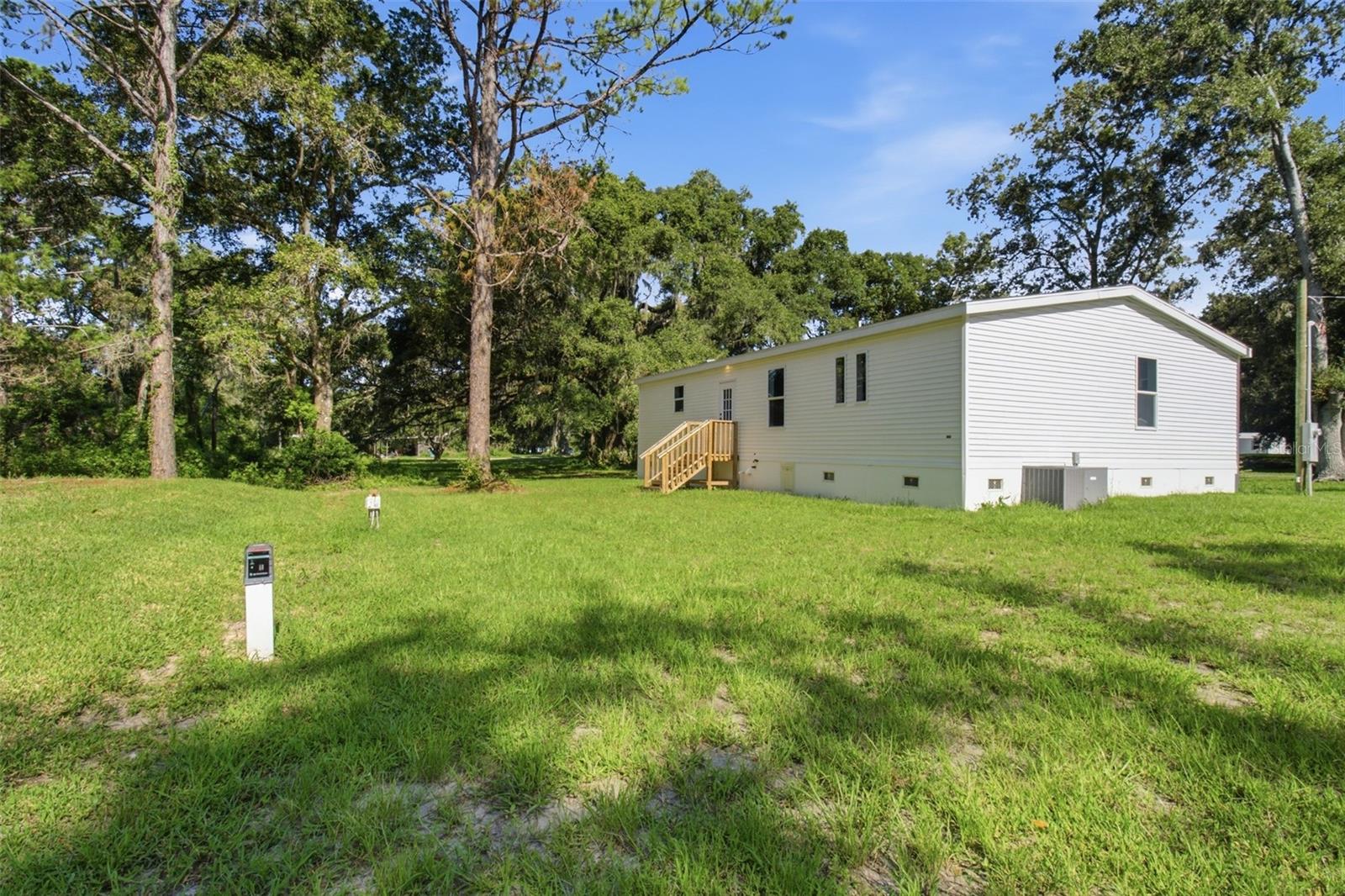 18104 Nicholas Ave Property Photo 22