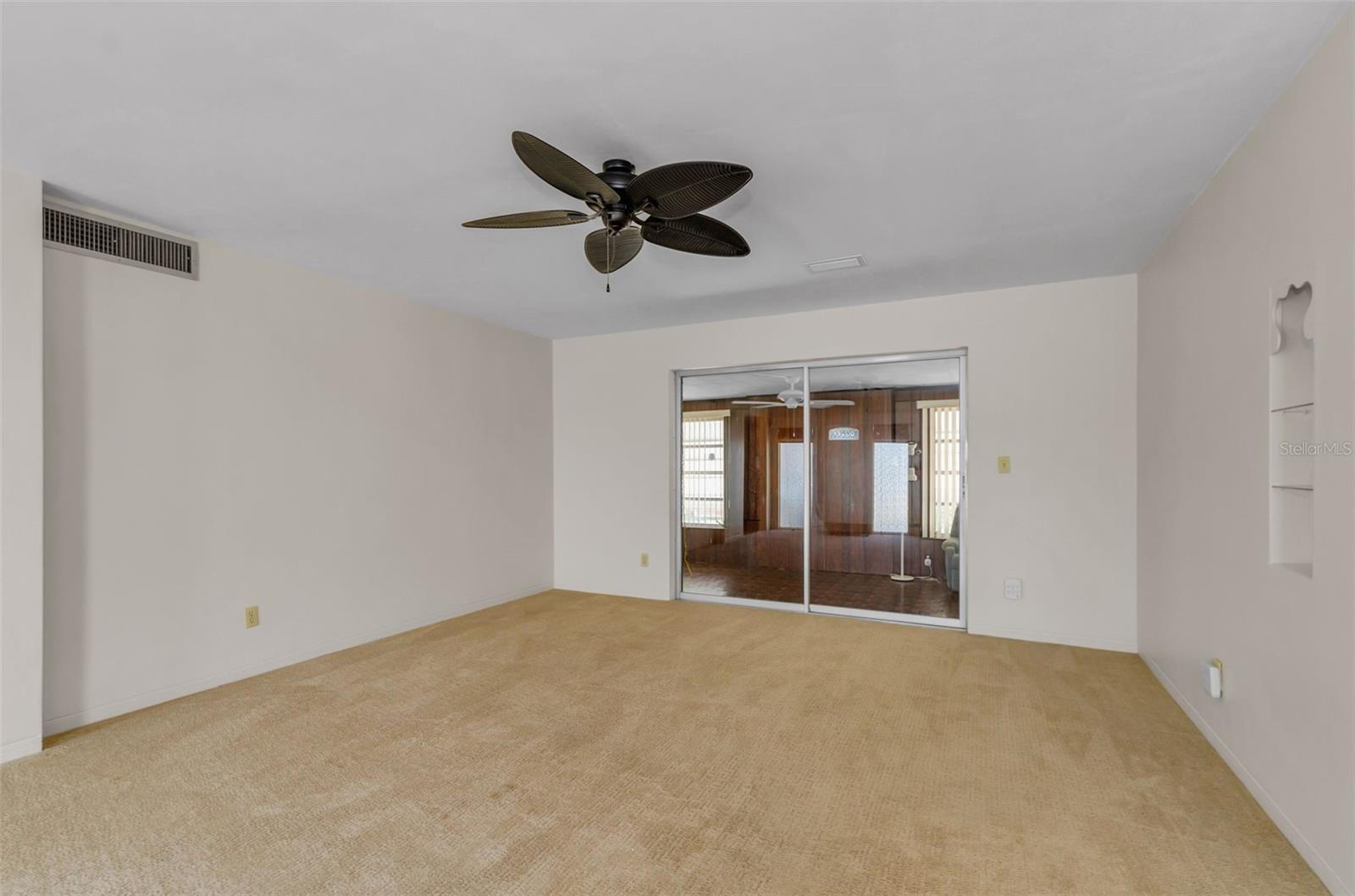 5992 32nd Ave N Property Photo 10