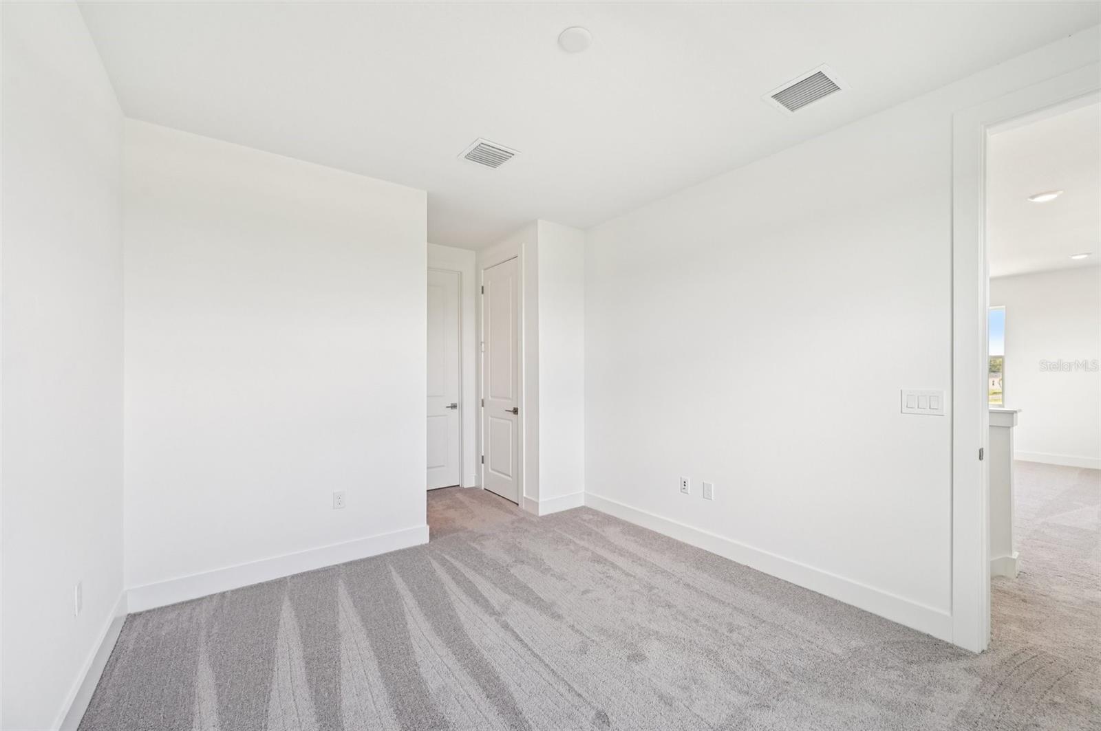 8230 Golden Beach Ct Property Photo 26