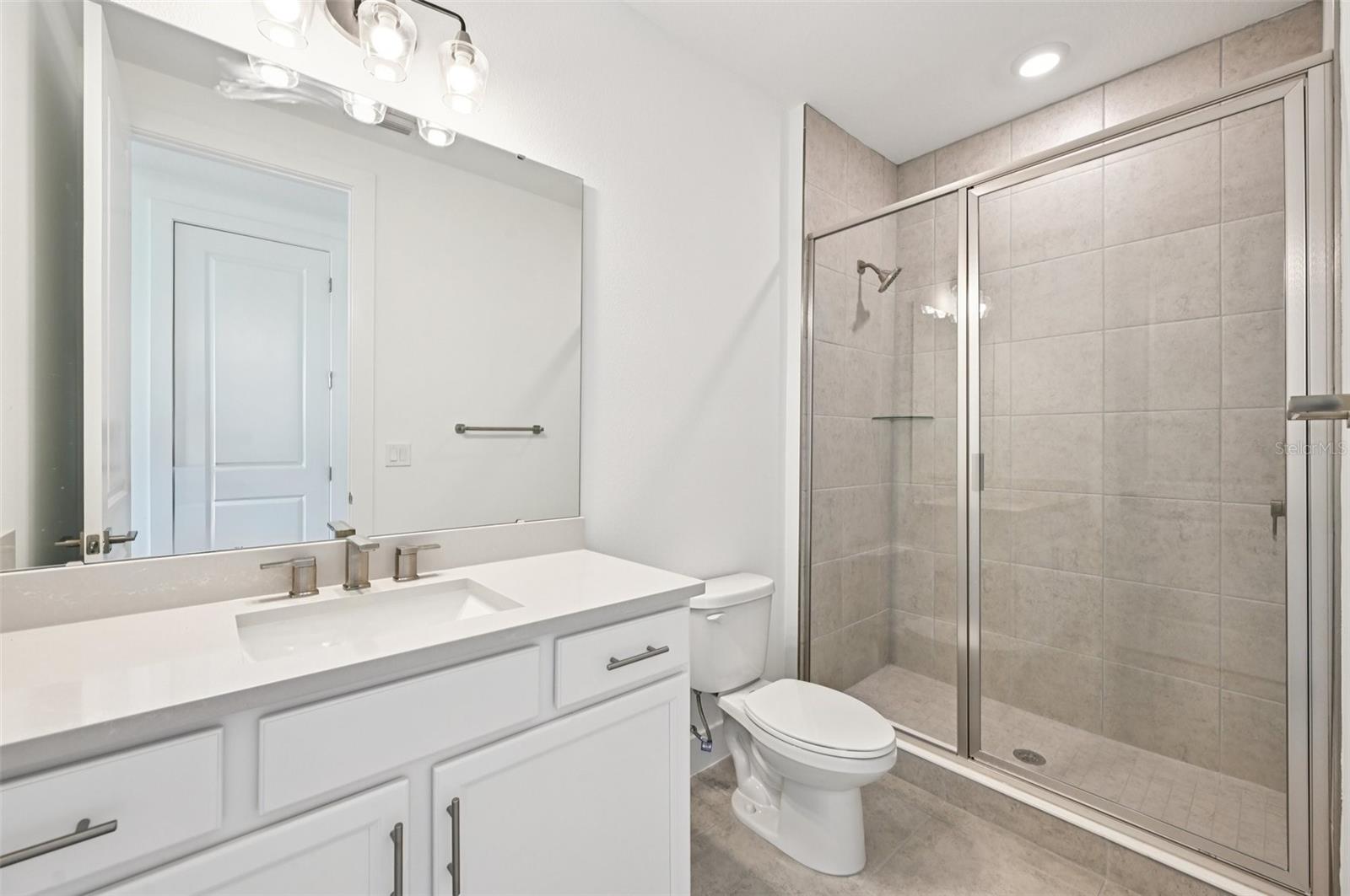 8230 Golden Beach Ct Property Photo 27