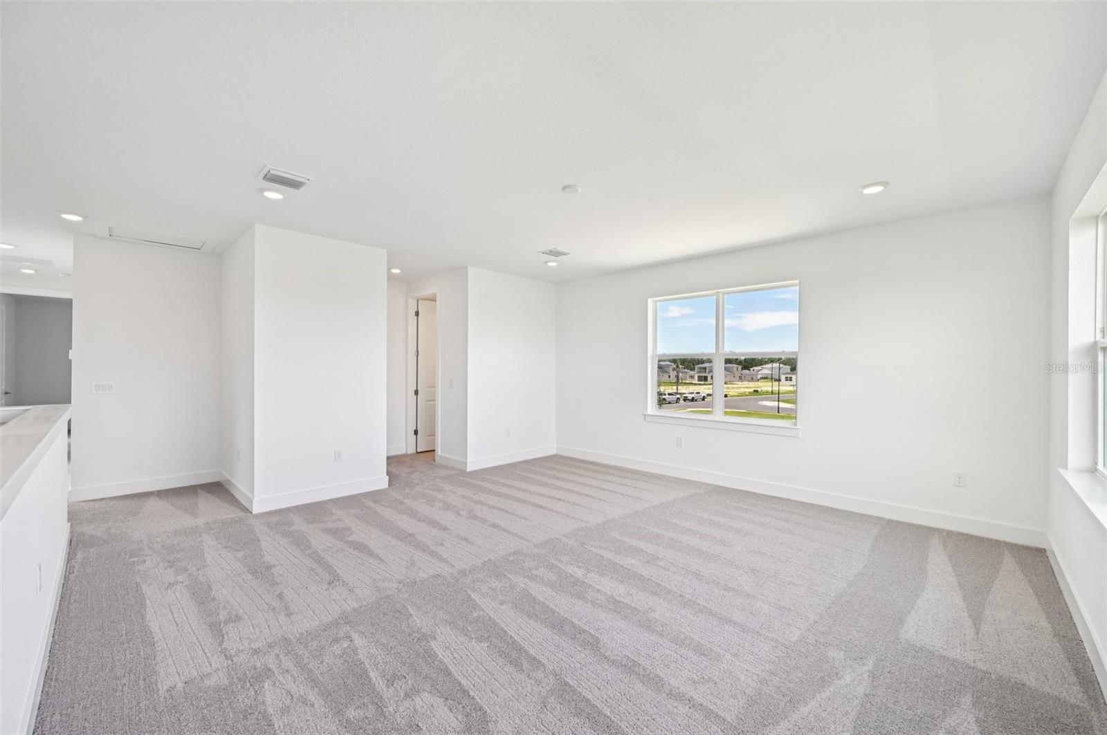 8230 Golden Beach Ct Property Photo 28