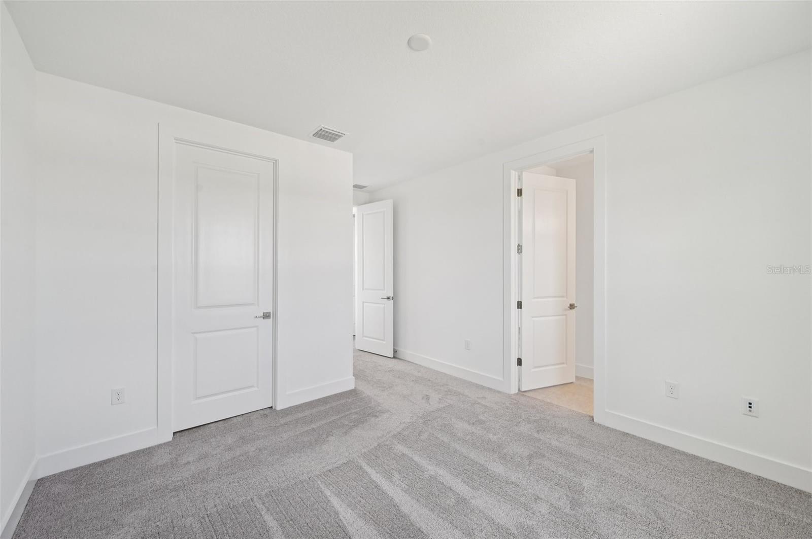 8230 Golden Beach Ct Property Photo 34
