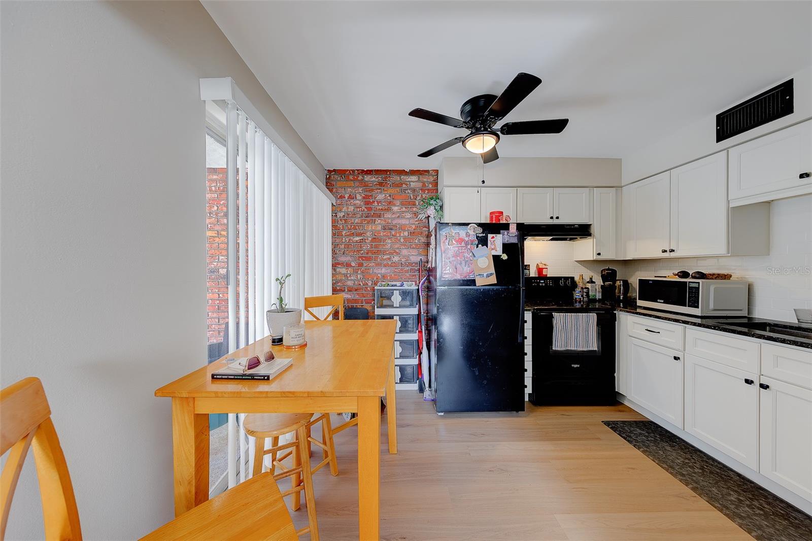 153 New York Ave Property Photo 12