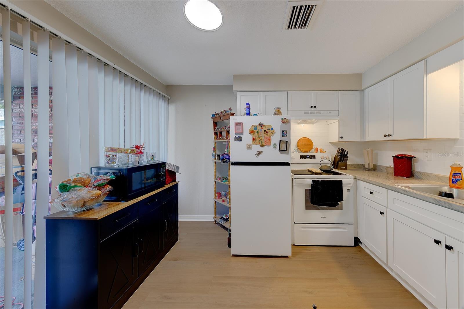 153 New York Ave Property Photo 22