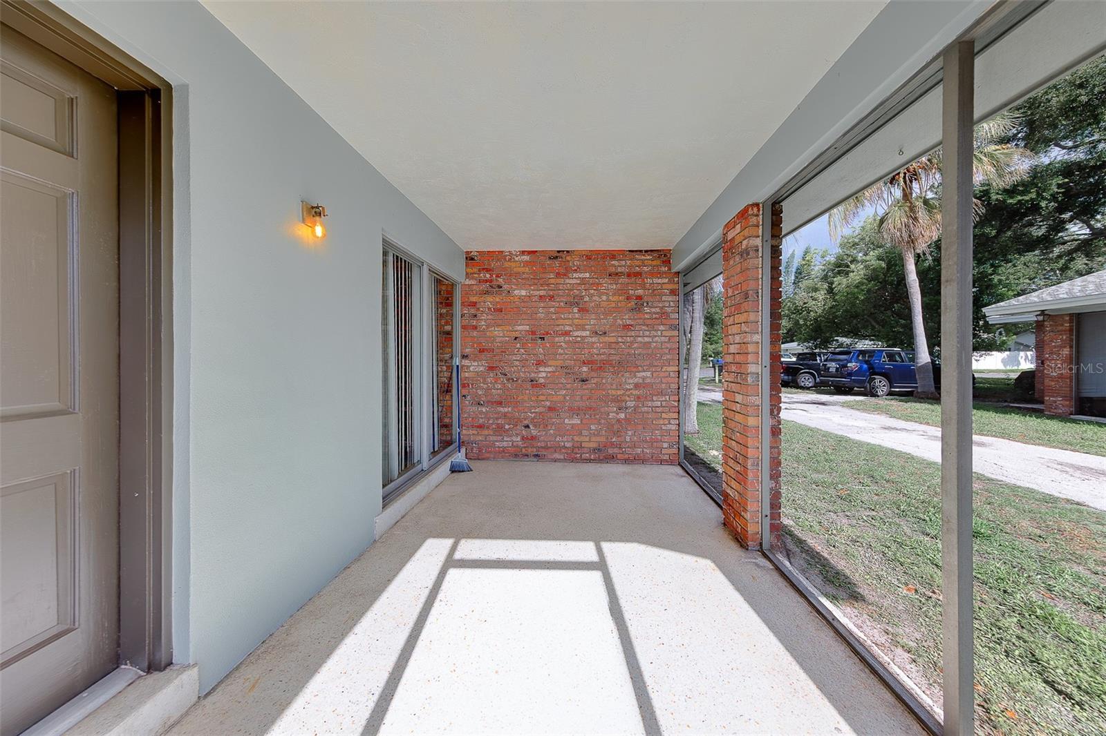 153 New York Ave Property Photo 29