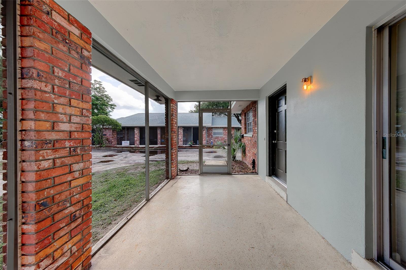 153 New York Ave Property Photo 30