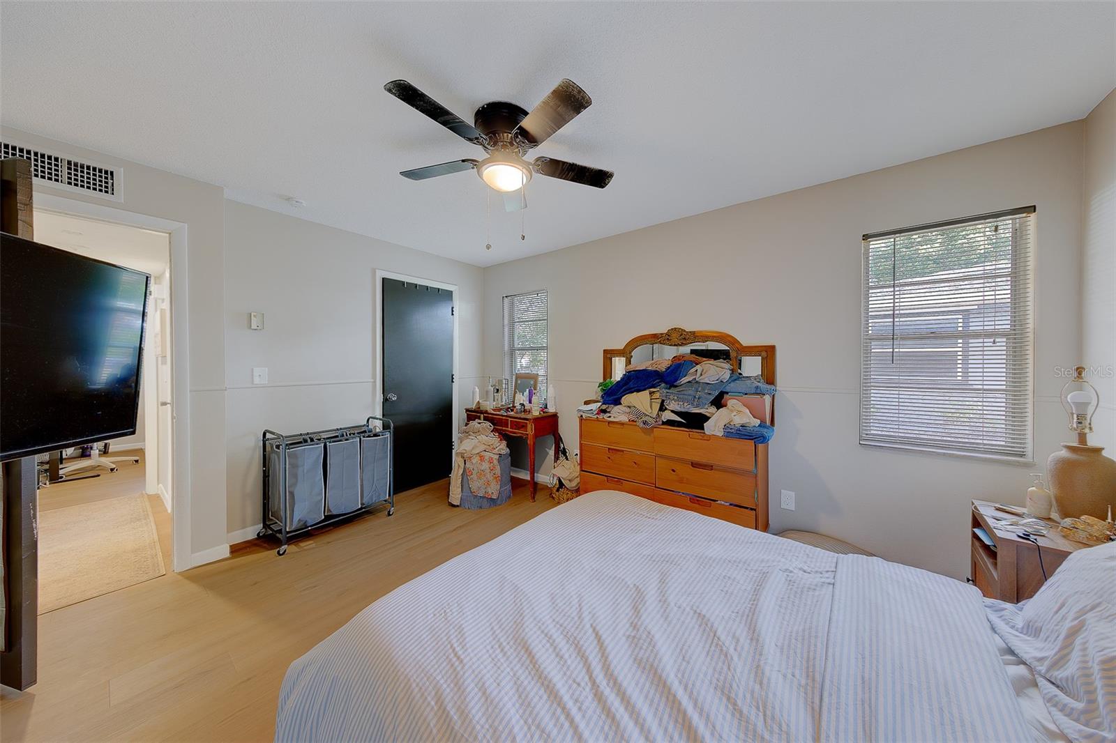 153 New York Ave Property Photo 32