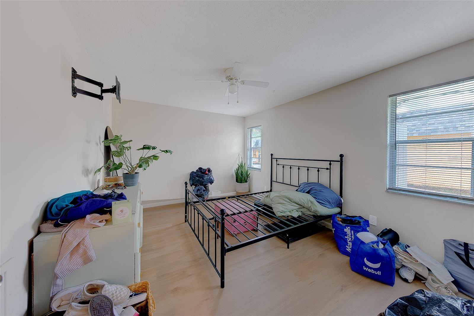 153 New York Ave Property Photo 48