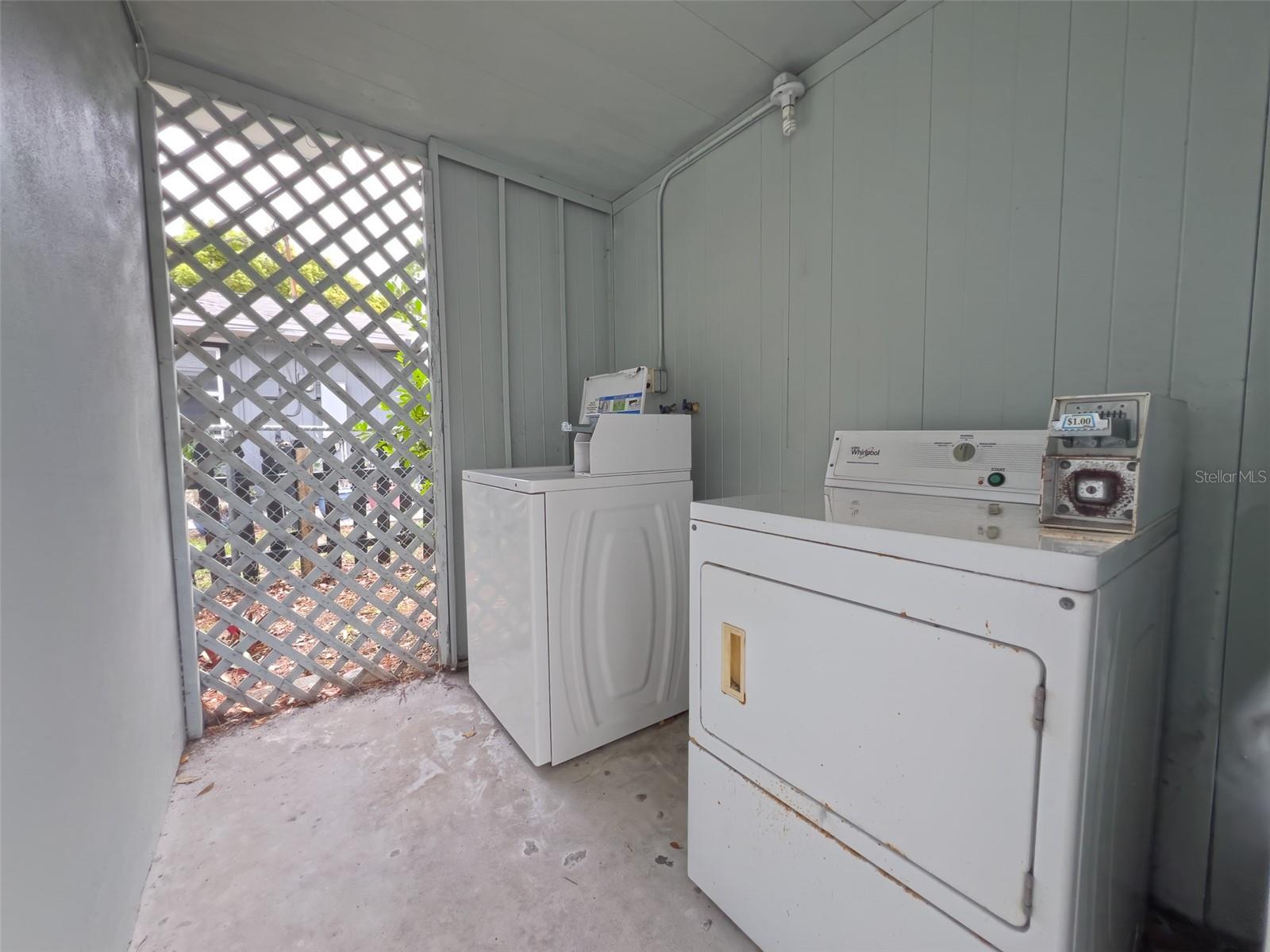 153 New York Ave Property Photo 54