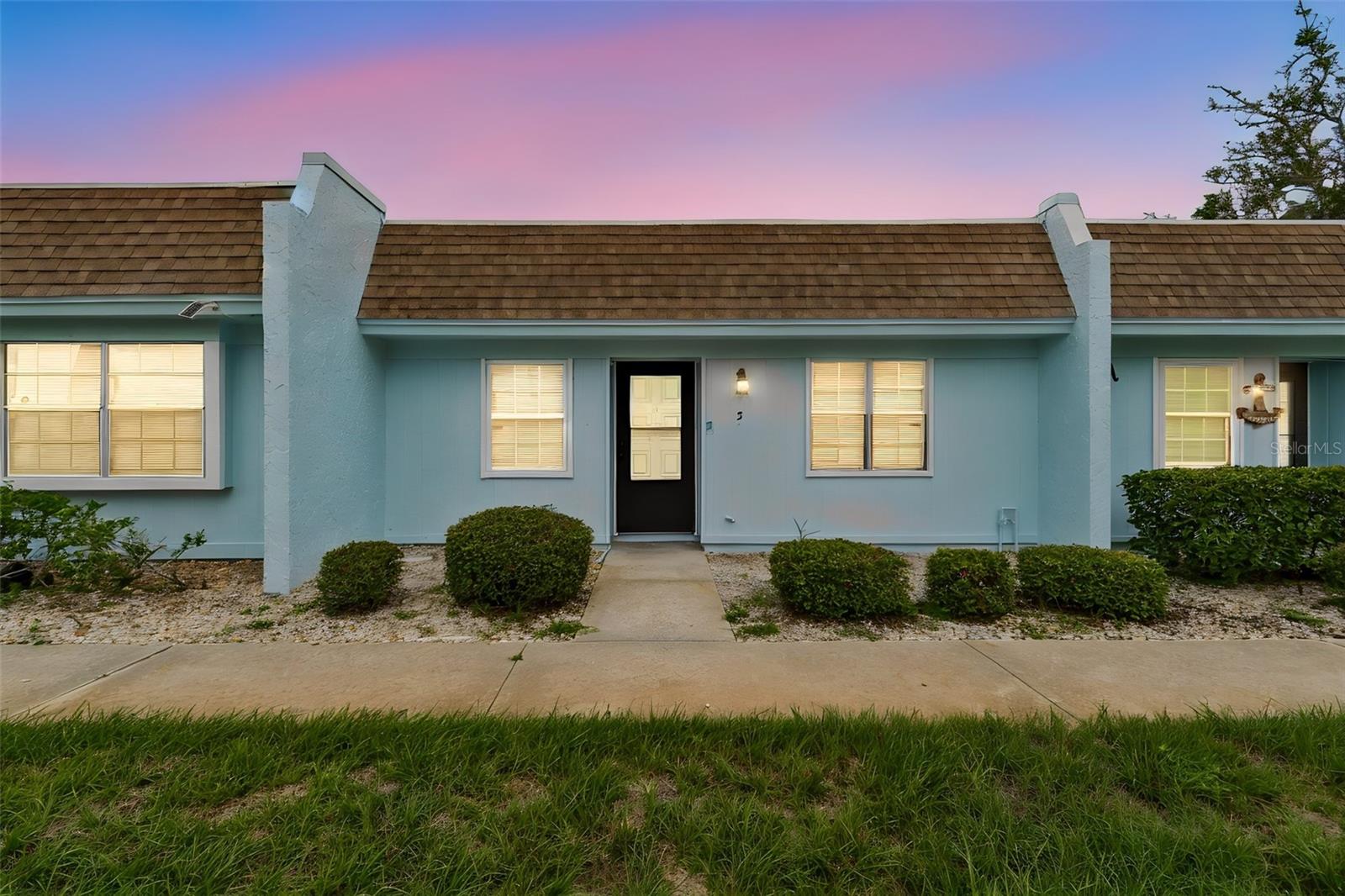 11110 Carriage Hill Dr #5 Property Photo 1