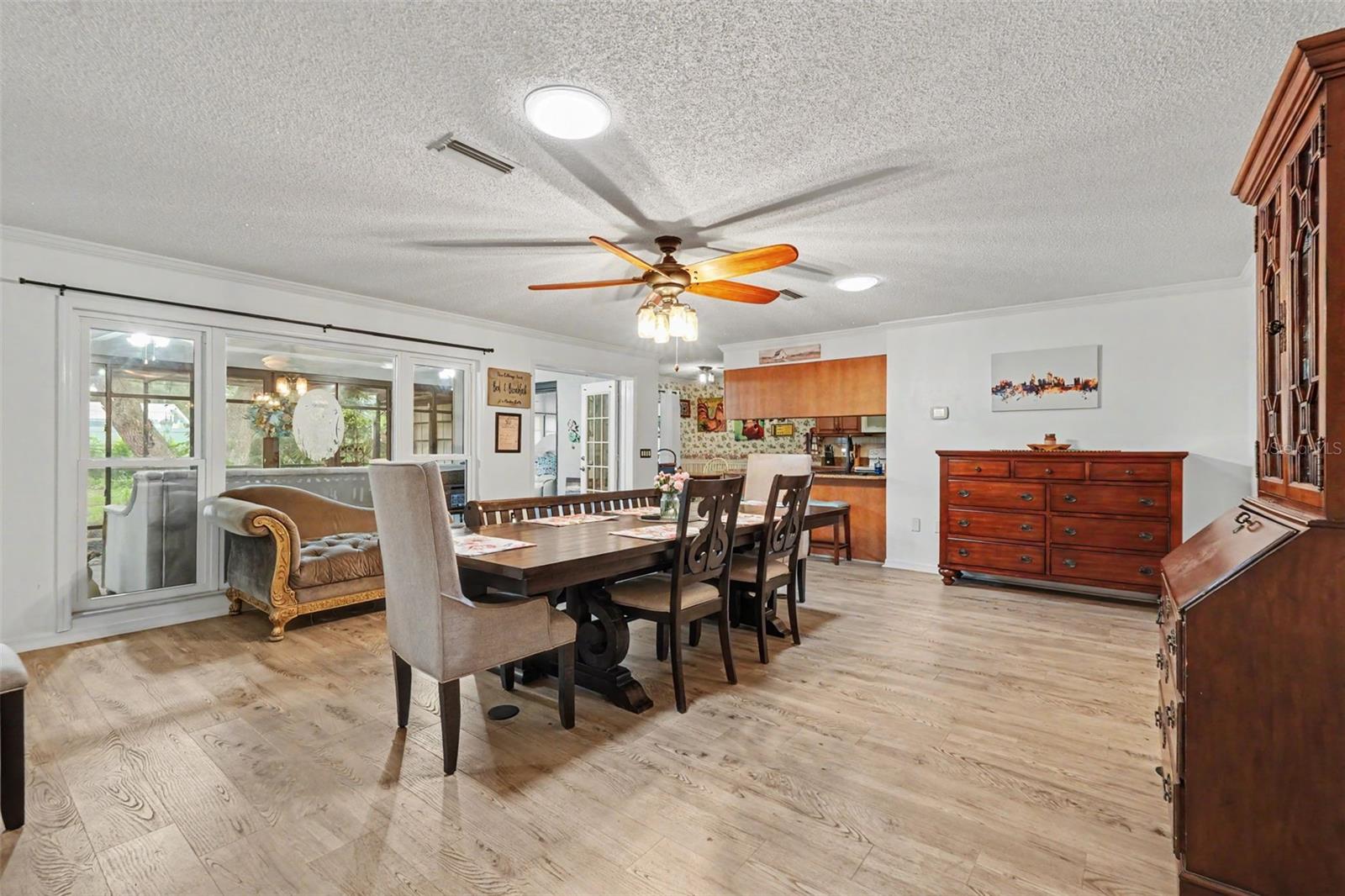 8251 Earlshire Ln Property Photo 3