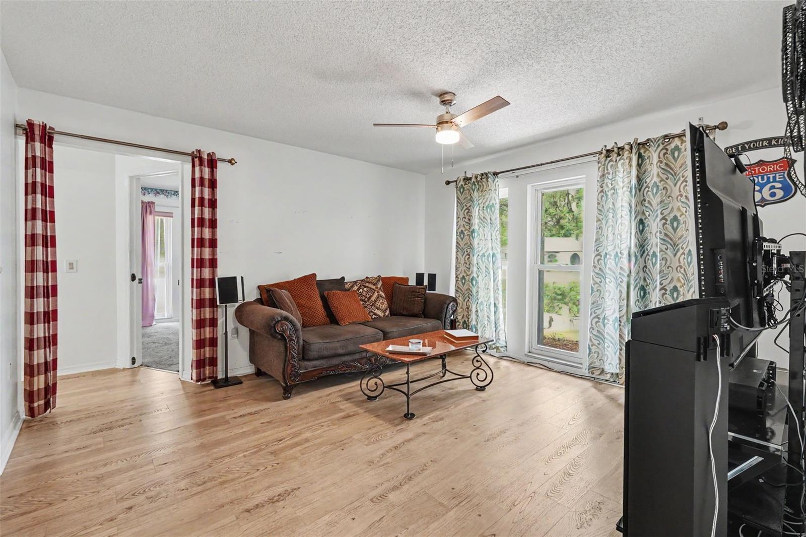 8251 Earlshire Ln Property Photo 4