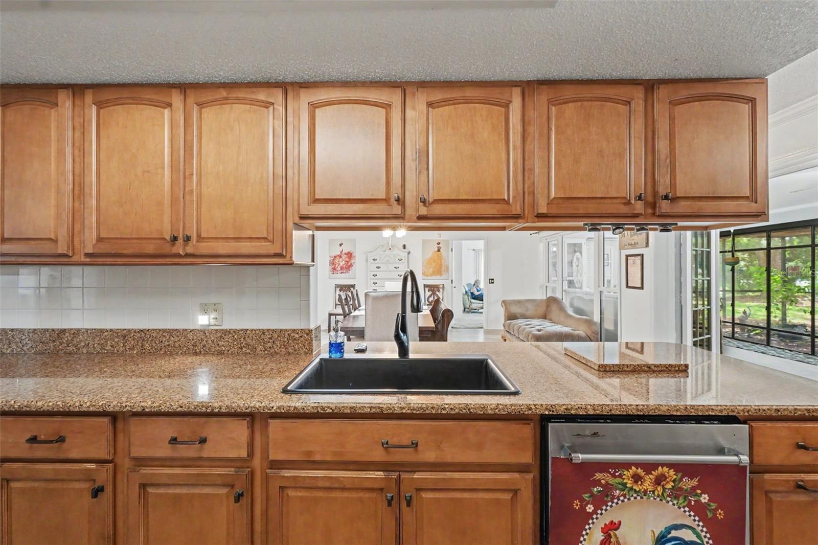 8251 Earlshire Ln Property Photo 5