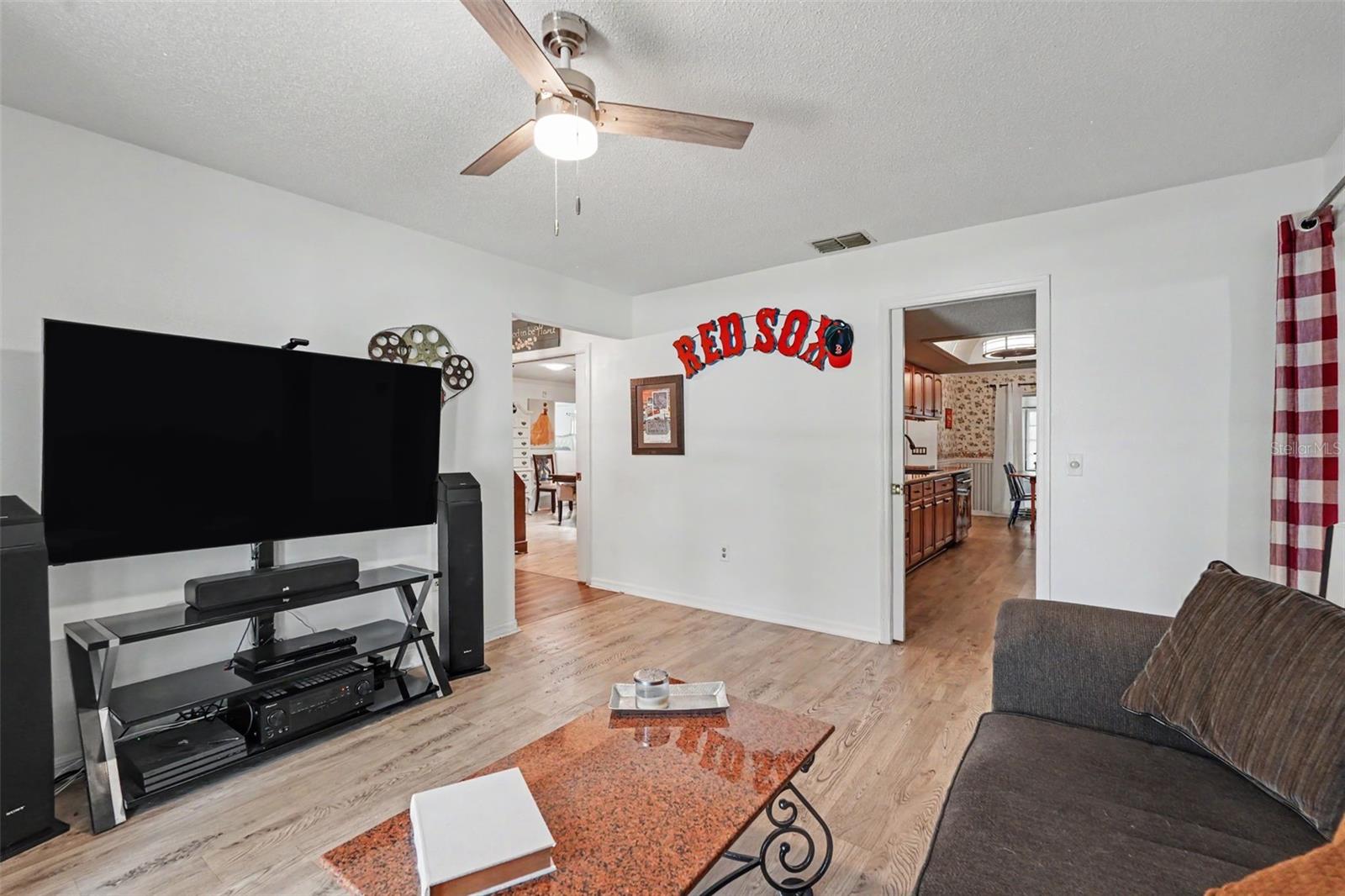 8251 Earlshire Ln Property Photo 16
