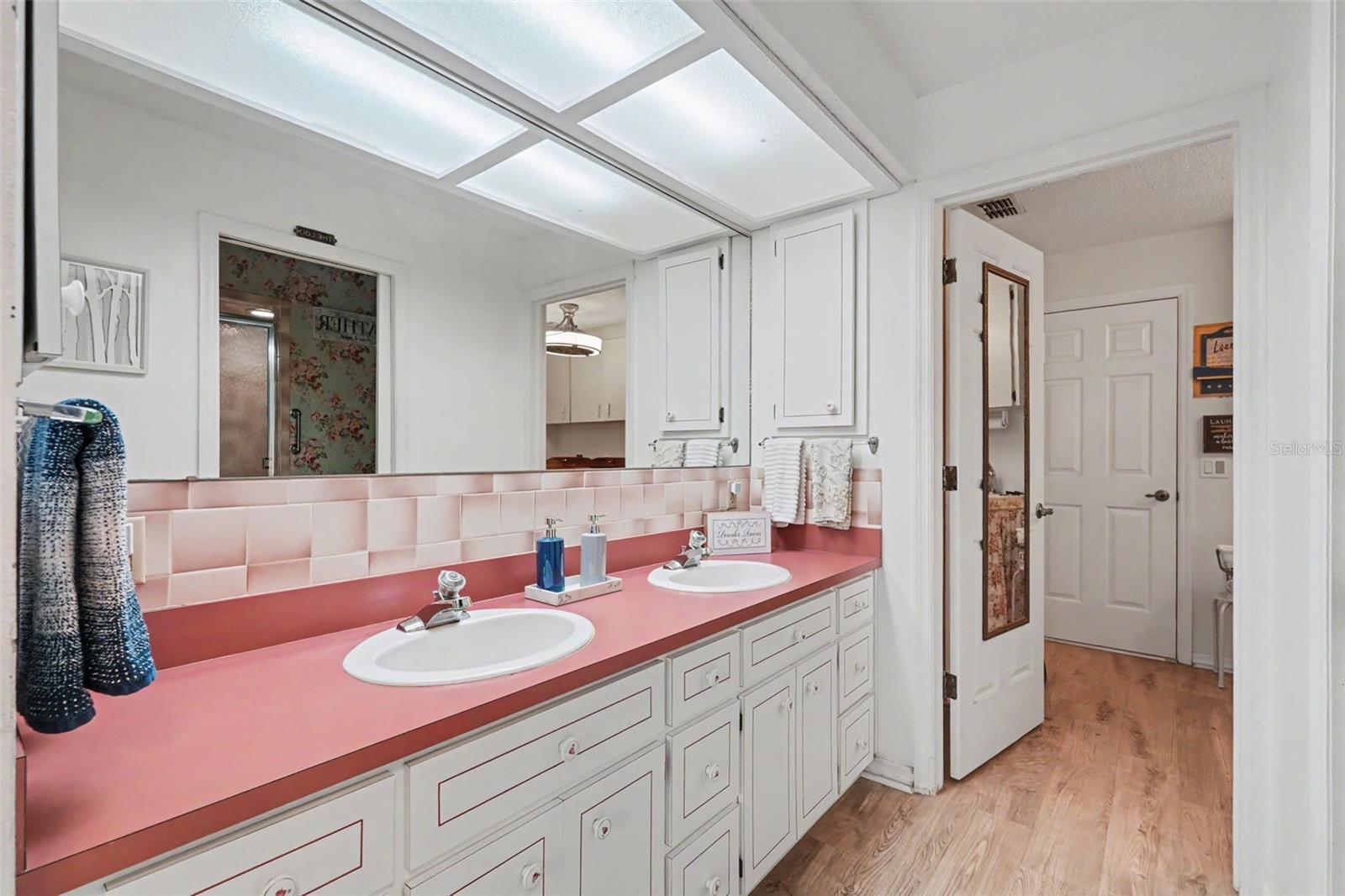 8251 Earlshire Ln Property Photo 21