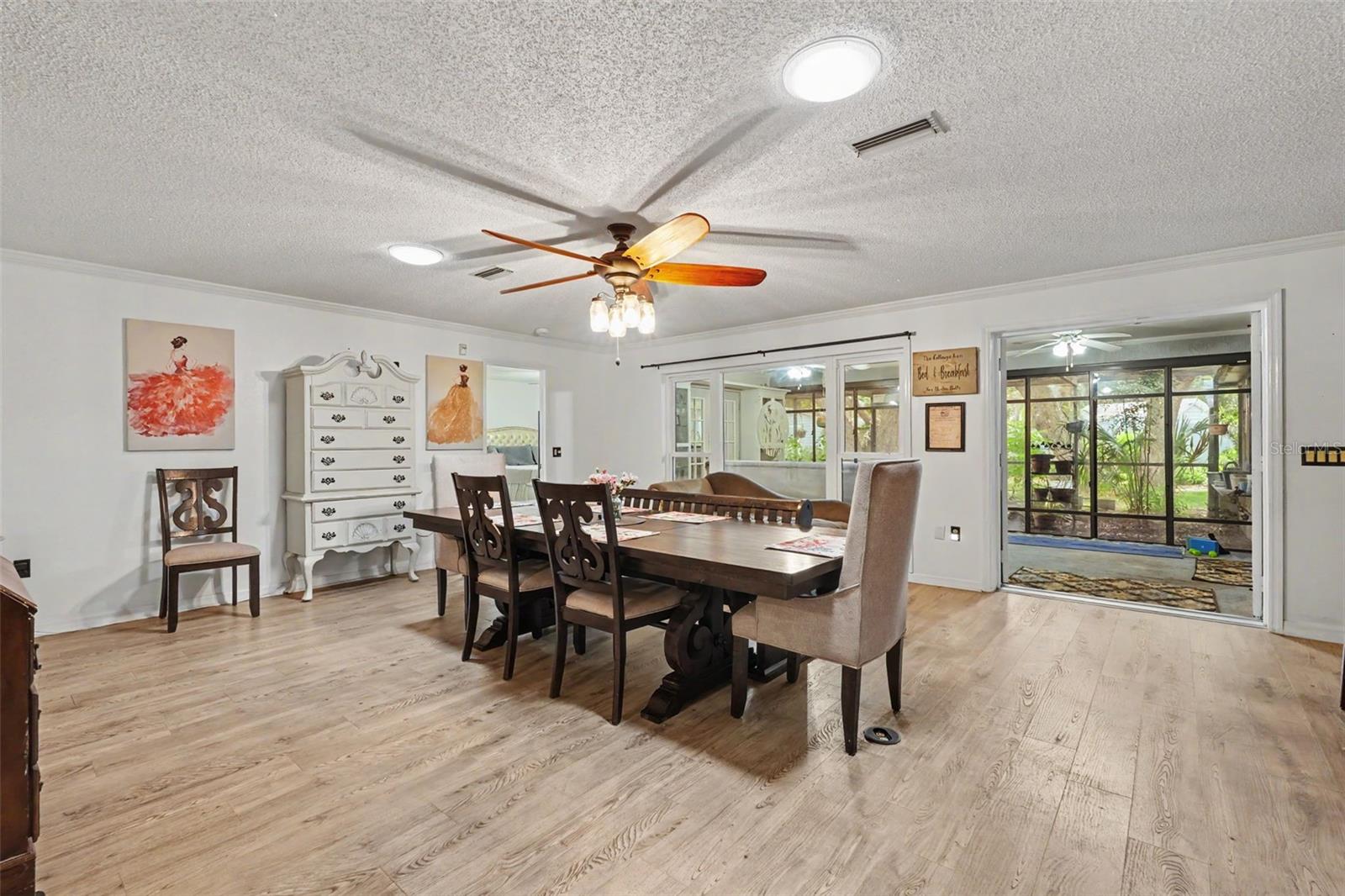 8251 Earlshire Ln Property Photo 31