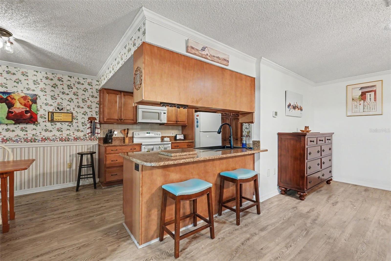 8251 Earlshire Ln Property Photo 34
