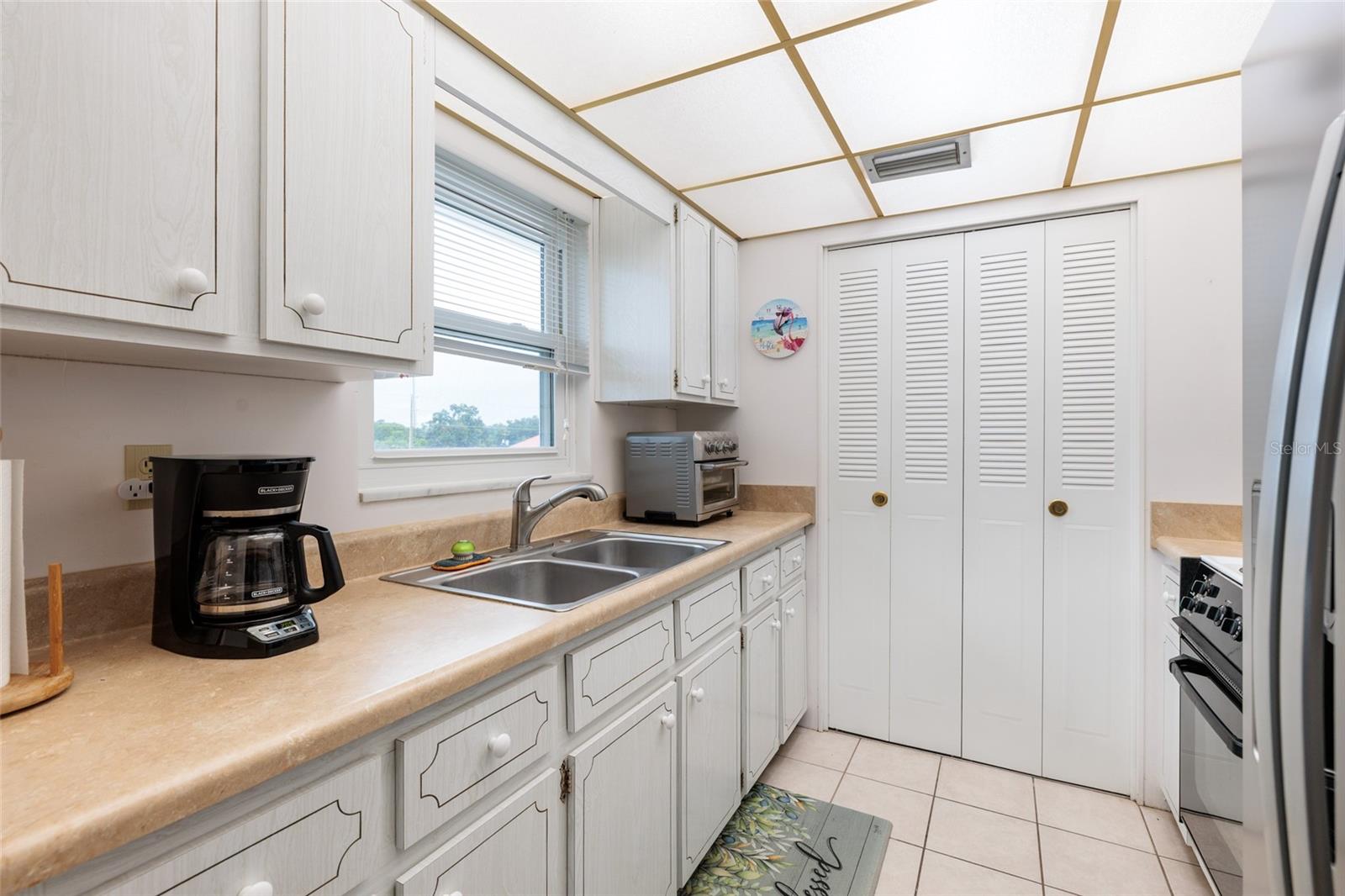 1235 S Highland Ave #2-301 Property Photo 14