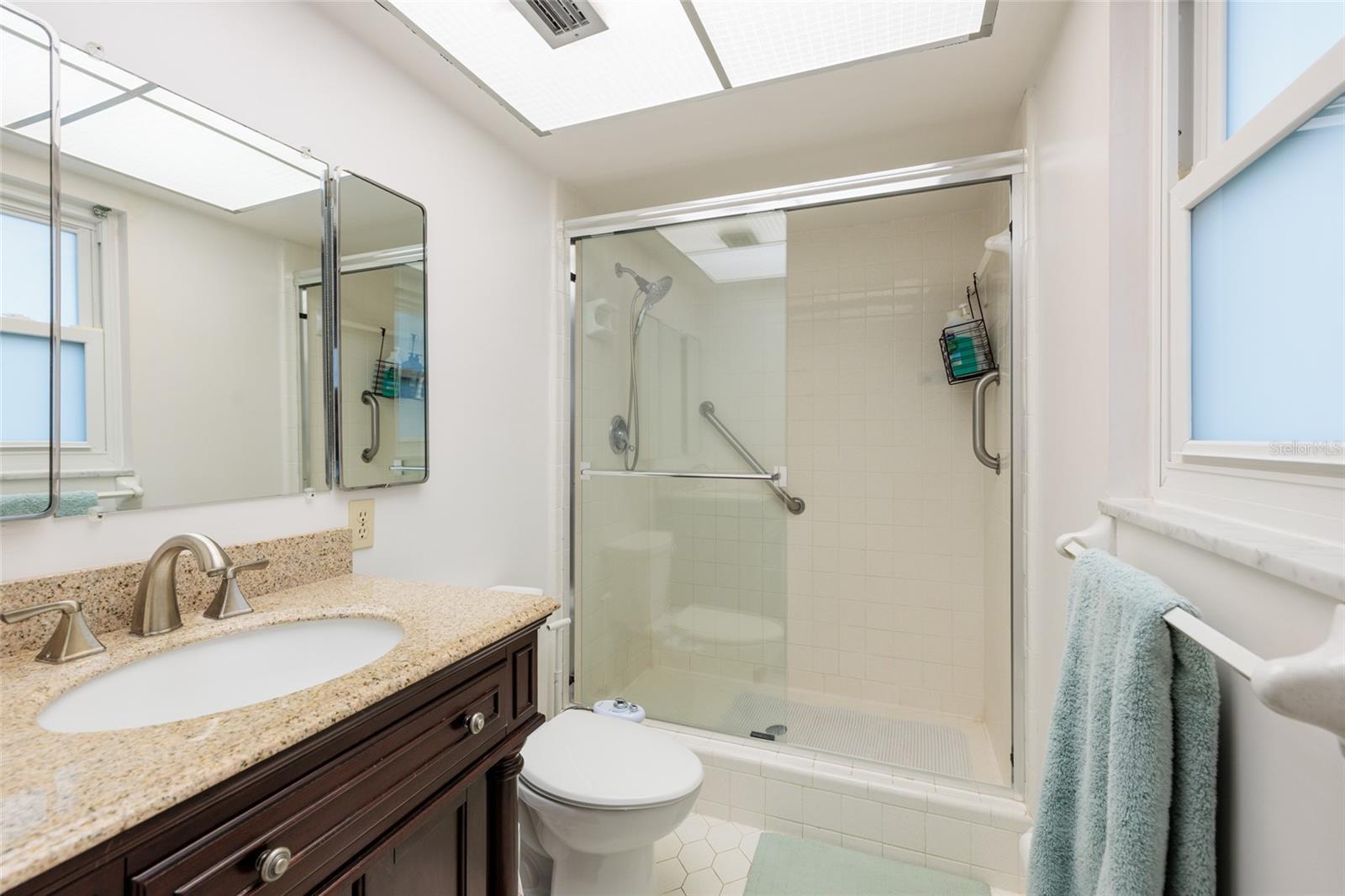 1235 S Highland Ave #2-301 Property Photo 19