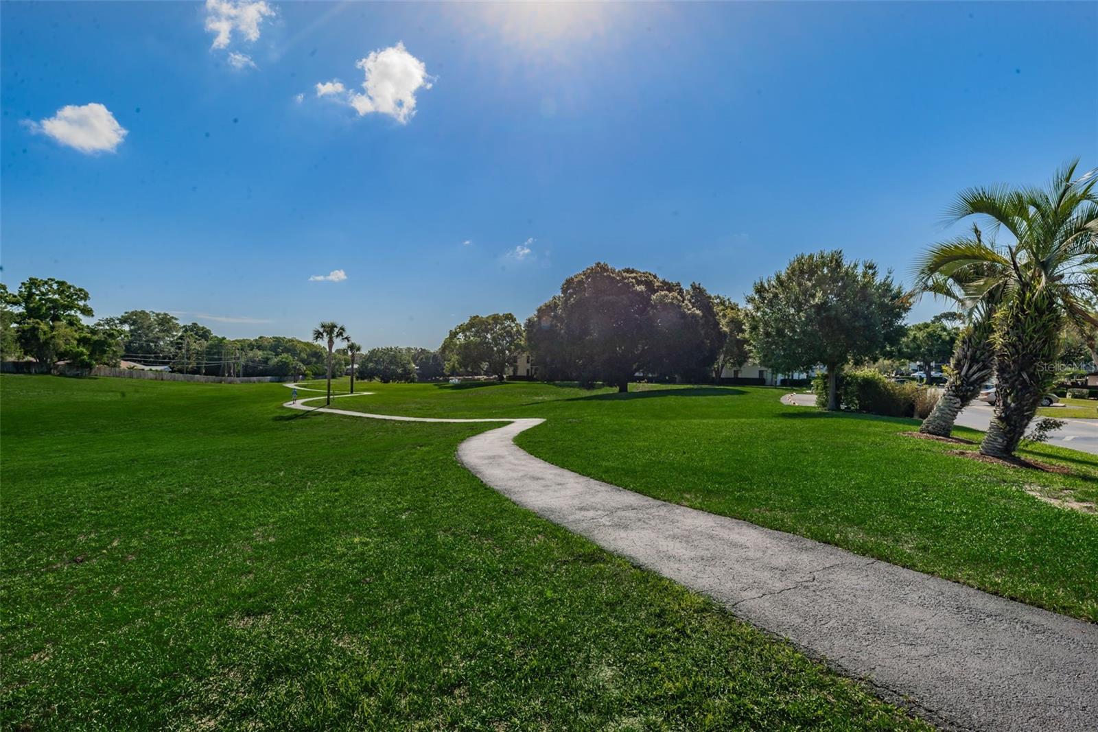 2575 Pine Ridge Way S #e1 Property Photo 26