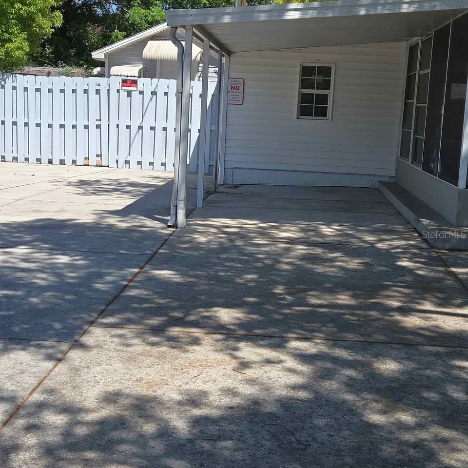TB8532815 Property Photo 5