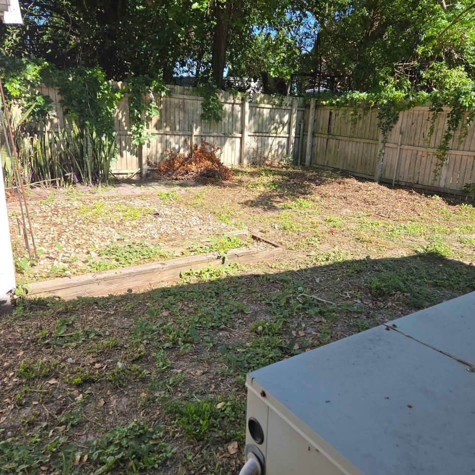 TB8532815 Property Photo 16