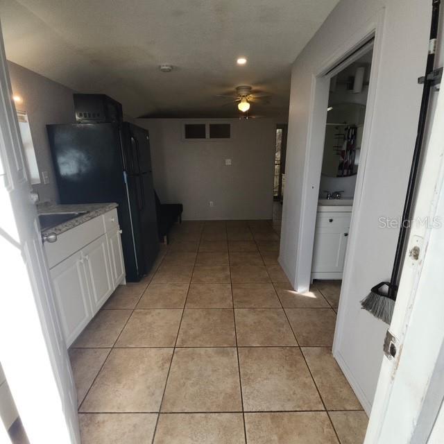 TB8532815 Property Photo 26