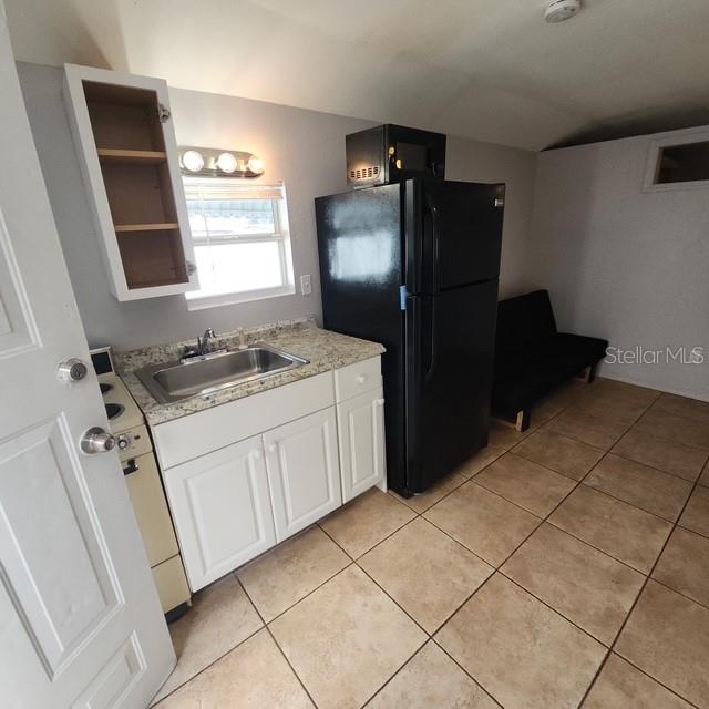 TB8532815 Property Photo 27