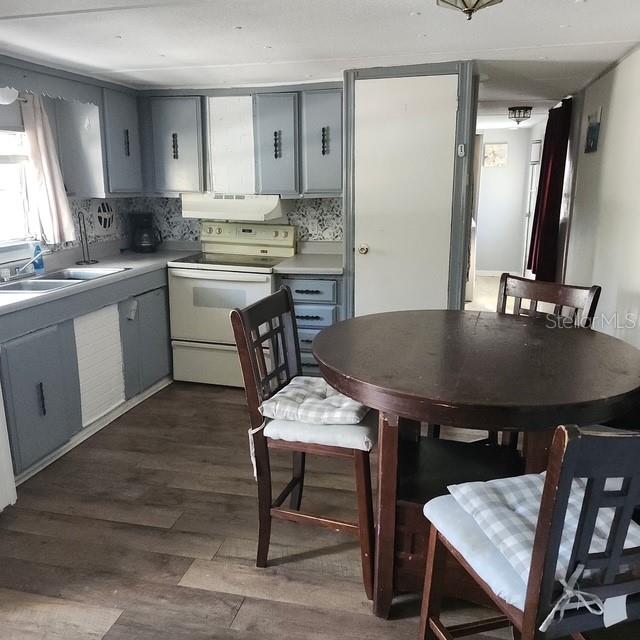 TB8532818 Property Photo 6